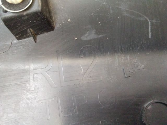 bontott TOYOTA YARIS CROSS Jobb hátsó Sárvédő Díszléc