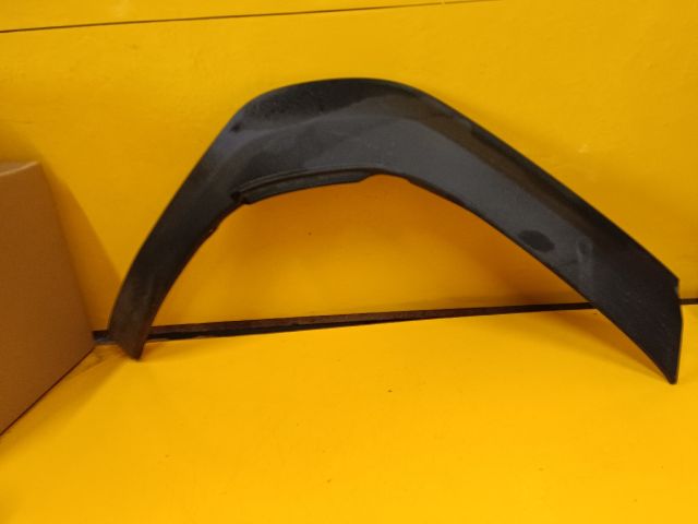 bontott TOYOTA YARIS CROSS Jobb hátsó Sárvédő Díszléc