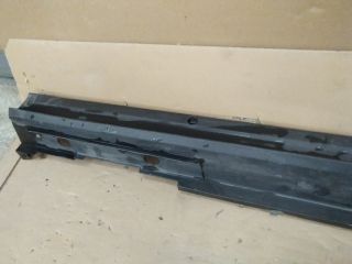 bontott TOYOTA YARIS CROSS Jobb Küszöb