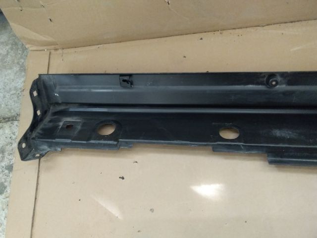 bontott TOYOTA YARIS CROSS Küszöb Burkolat