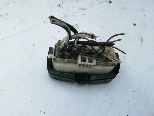 bontott TOYOTA YARIS Csatlakozó