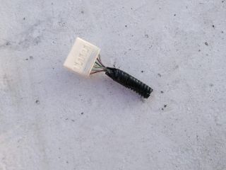 bontott TOYOTA YARIS Csatlakozó