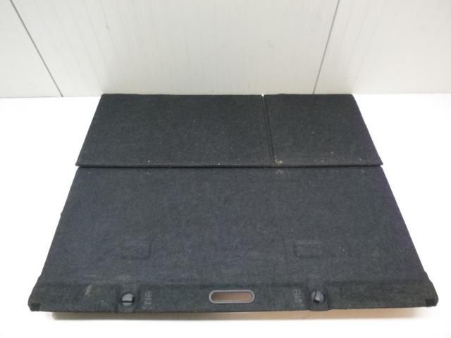 bontott TOYOTA YARIS Csomagtér Kárpit