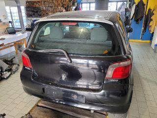 bontott TOYOTA YARIS Csomagtér Szellőző Bal