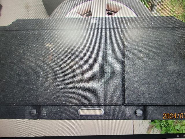 bontott TOYOTA YARIS Csomagtér Tálca