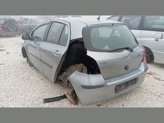 bontott TOYOTA YARIS Csomagtér Világítás