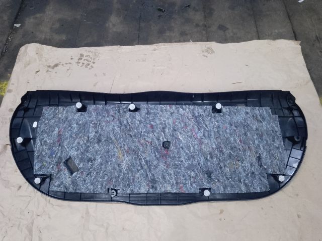 bontott TOYOTA YARIS Csomagtérajtó Kárpit