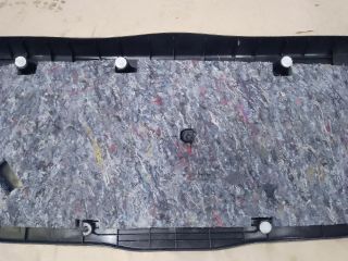 bontott TOYOTA YARIS Csomagtérajtó Kárpit