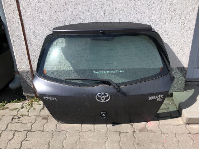 bontott TOYOTA YARIS Csomagtérajtó Kilincs