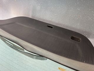 bontott TOYOTA YARIS Csomagtérajtó (Részeivel)