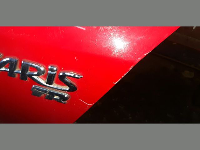 bontott TOYOTA YARIS Csomagtérajtó (Részeivel)