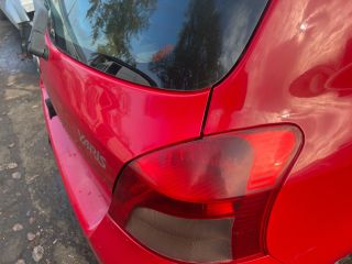 bontott TOYOTA YARIS Csomagtérajtó (Üres lemez)