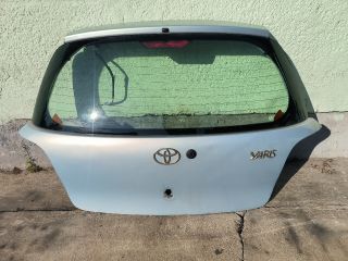 bontott TOYOTA YARIS Csomagtérajtó (Üres lemez)