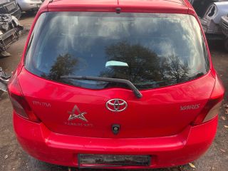 bontott TOYOTA YARIS Csomagtérajtó (Üres lemez)