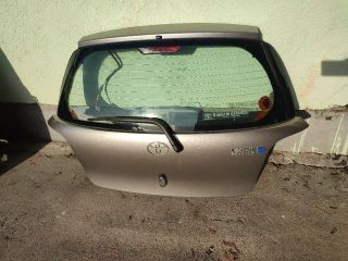 bontott TOYOTA YARIS Csomagtérajtó (Üres lemez)