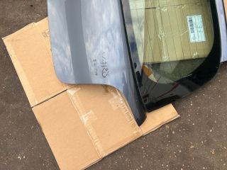 bontott TOYOTA YARIS Csomagtérajtó (Üres lemez)