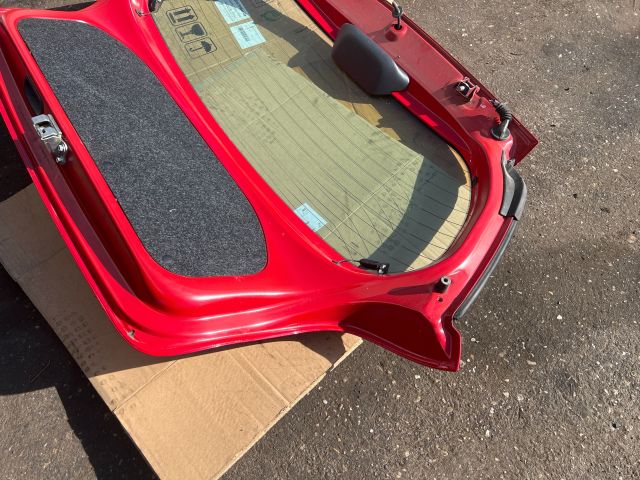 bontott TOYOTA YARIS Csomagtérajtó (Üres lemez)