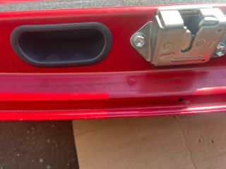 bontott TOYOTA YARIS Csomagtérajtó (Üres lemez)