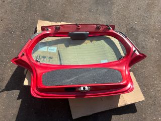 bontott TOYOTA YARIS Csomagtérajtó (Üres lemez)