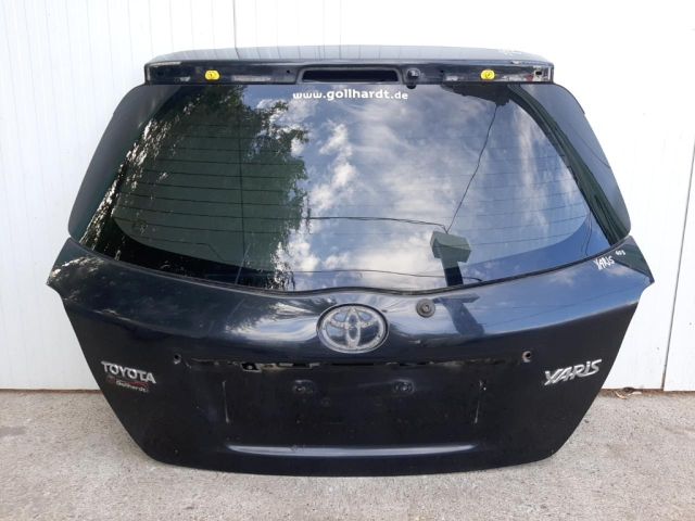 bontott TOYOTA YARIS Csomagtérajtó (Üres lemez)