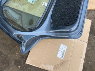 bontott TOYOTA YARIS Csomagtérajtó (Üres lemez)