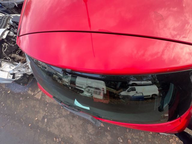 bontott TOYOTA YARIS Csomagtérajtó (Üres lemez)