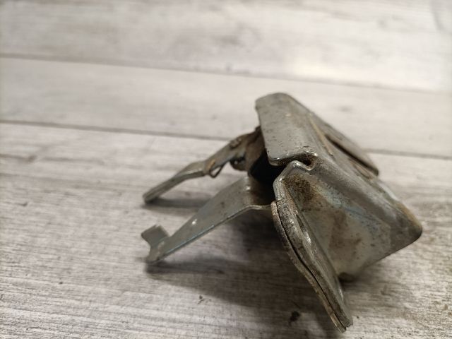 bontott TOYOTA YARIS Csomagtérajtó Zárszerkezet