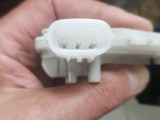 bontott TOYOTA YARIS Csomagtérajtó Zárszerkezet