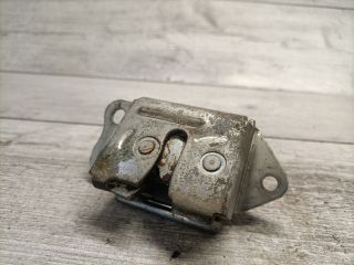 bontott TOYOTA YARIS Csomagtérajtó Zárszerkezet