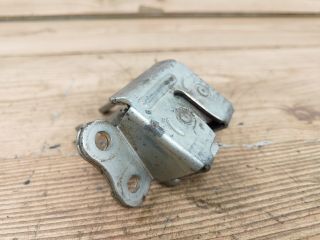 bontott TOYOTA YARIS Csomagtérajtó Zárszerkezet