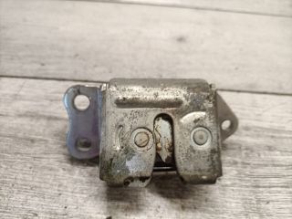 bontott TOYOTA YARIS Csomagtérajtó Zárszerkezet