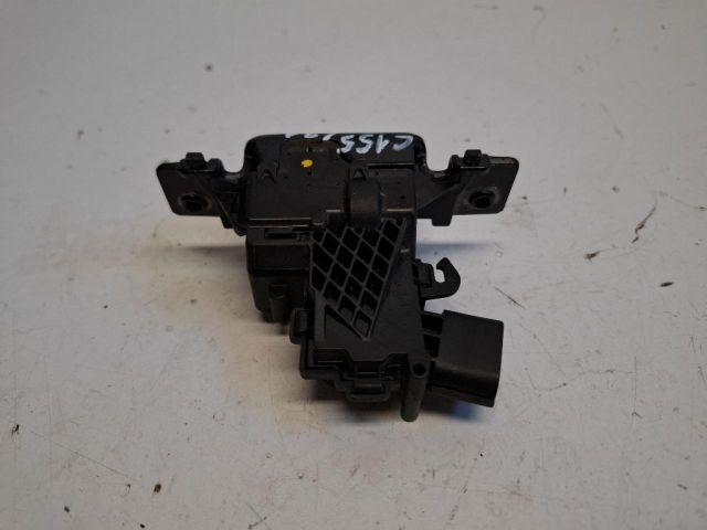 bontott TOYOTA YARIS Csomagtérajtó Zárszerkezet