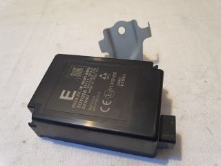 bontott TOYOTA YARIS Elektronika (Magában)