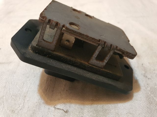 bontott TOYOTA YARIS Előtét Ellenállás Fűtőmotor