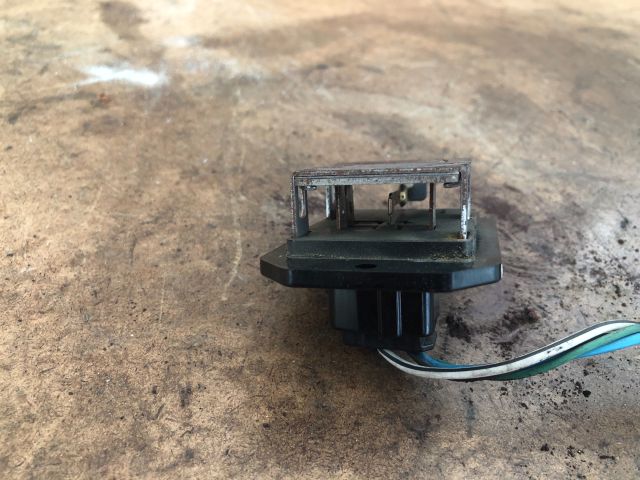 bontott TOYOTA YARIS Előtét Ellenállás Fűtőmotor