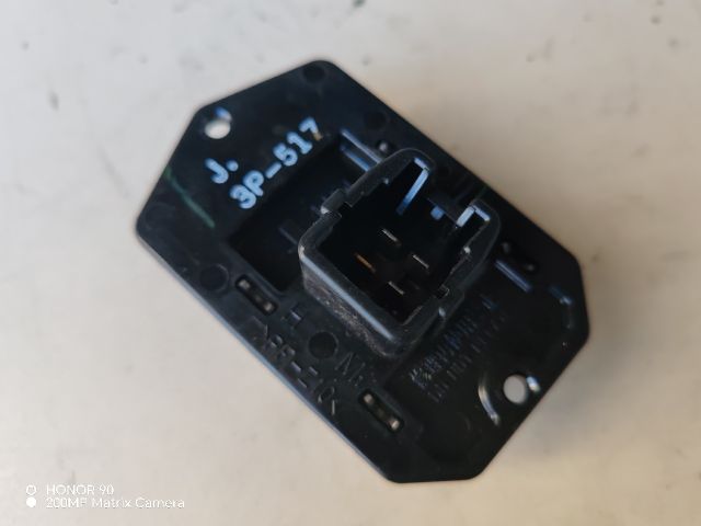 bontott TOYOTA YARIS Előtét Ellenállás Fűtőmotor