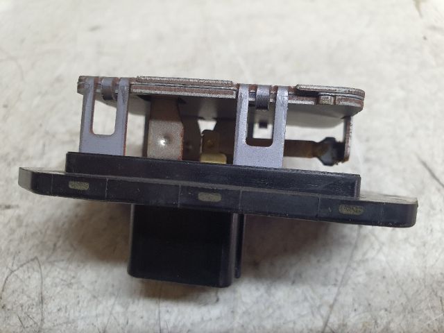 bontott TOYOTA YARIS Előtét Ellenállás Fűtőmotor