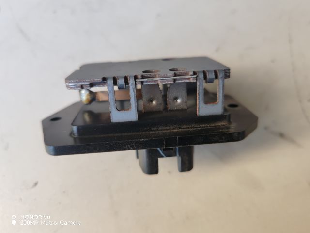 bontott TOYOTA YARIS Előtét Ellenállás Fűtőmotor