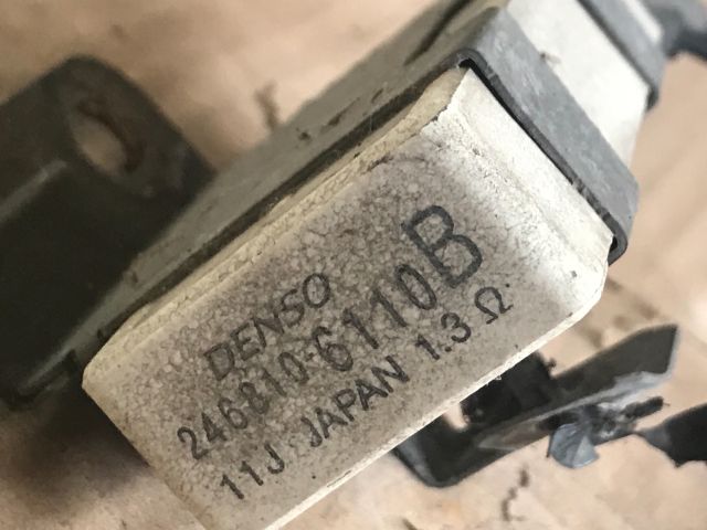 bontott TOYOTA YARIS Előtét Ellenállás Hűtőventilátor