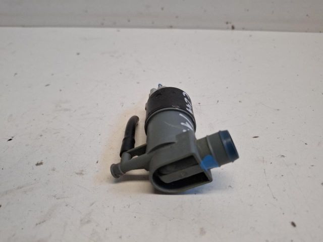 bontott TOYOTA YARIS Első Ablakmosó Szivattyú