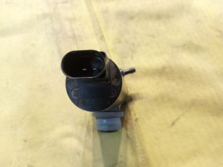 bontott TOYOTA YARIS Első Ablakmosó Szivattyú