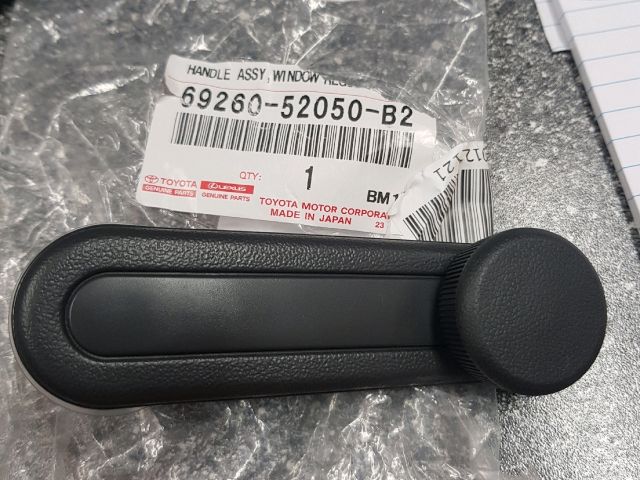 bontott TOYOTA YARIS Első Ablaktekerő Kar