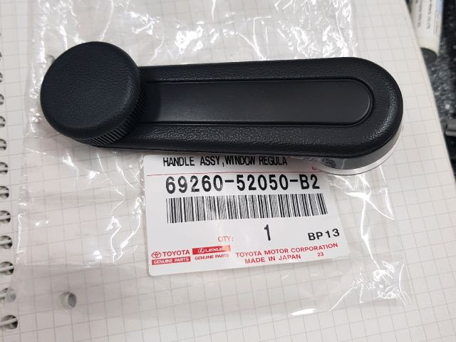 bontott TOYOTA YARIS Első Ablaktekerő Kar