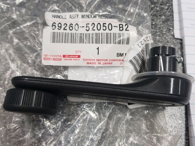 bontott TOYOTA YARIS Első Ablaktekerő Kar