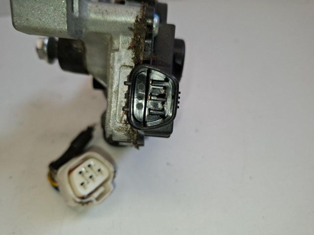 bontott TOYOTA YARIS Első Ablaktörlő Motor