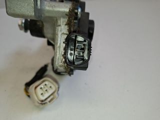 bontott TOYOTA YARIS Első Ablaktörlő Motor