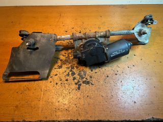 bontott TOYOTA YARIS Első Ablaktörlő Motor