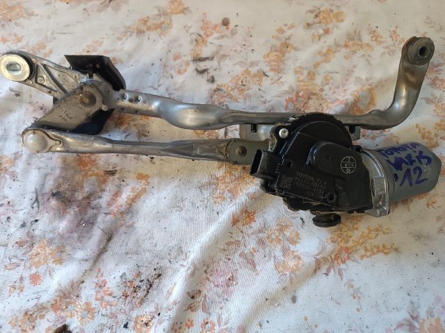 bontott TOYOTA YARIS Első Ablaktörlő Szerkezet Motorral