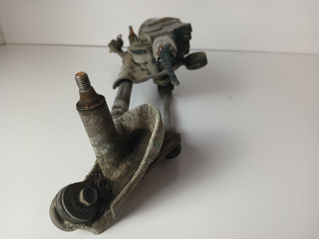 bontott TOYOTA YARIS Első Ablaktörlő Szerkezet Motorral