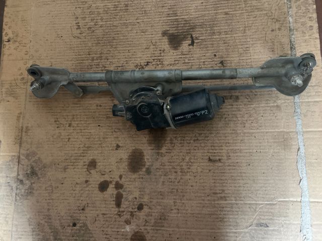 bontott TOYOTA YARIS Első Ablaktörlő Szerkezet Motorral